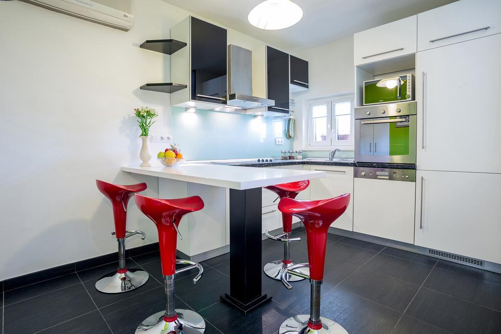 Apartments Biserka Бол Номер фото